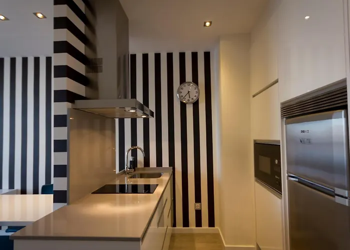 Virginia's Dream Panoramic Sea View Loft *